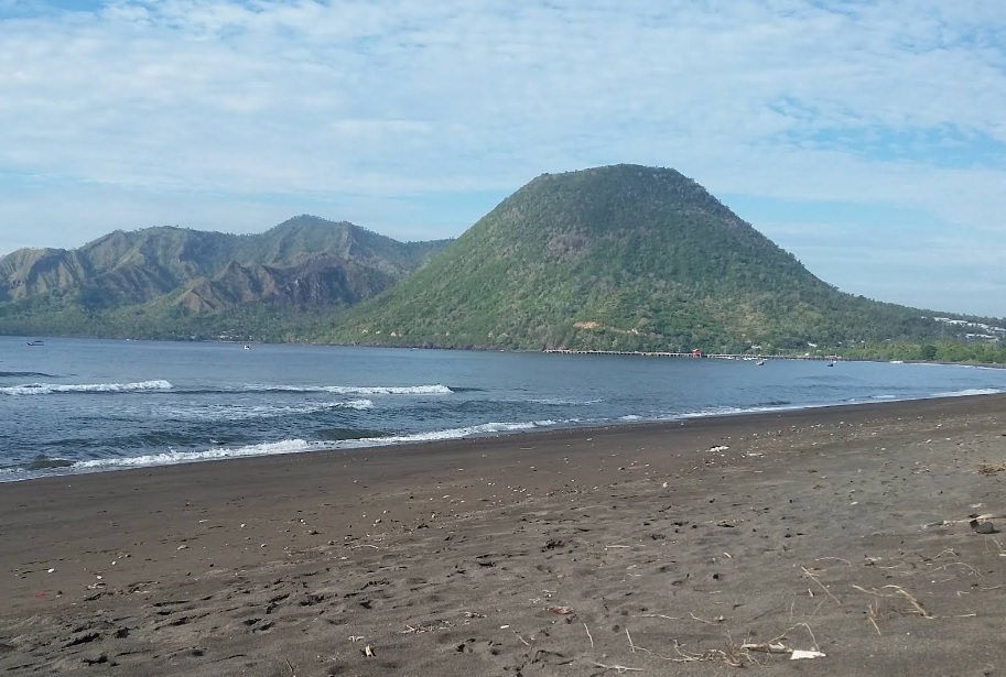 Meja via Pu'u Pui Ende